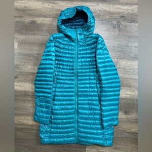 Arc'teryx Nuri Womens size Medium Color Aqua blue or blue